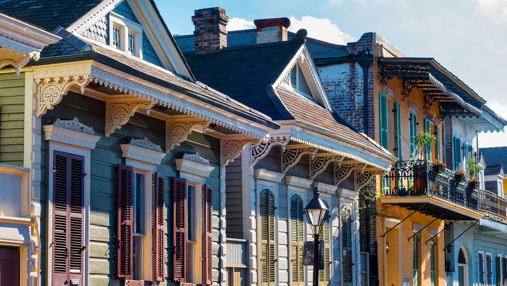 French Quarter building details